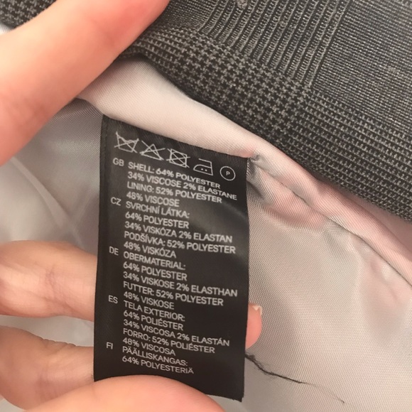 H & M Blazer - Picture 3 of 4